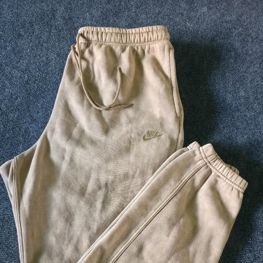 Nike Mens Fleece Joggers Beige Tan Sweatpants Large IQ1218-297